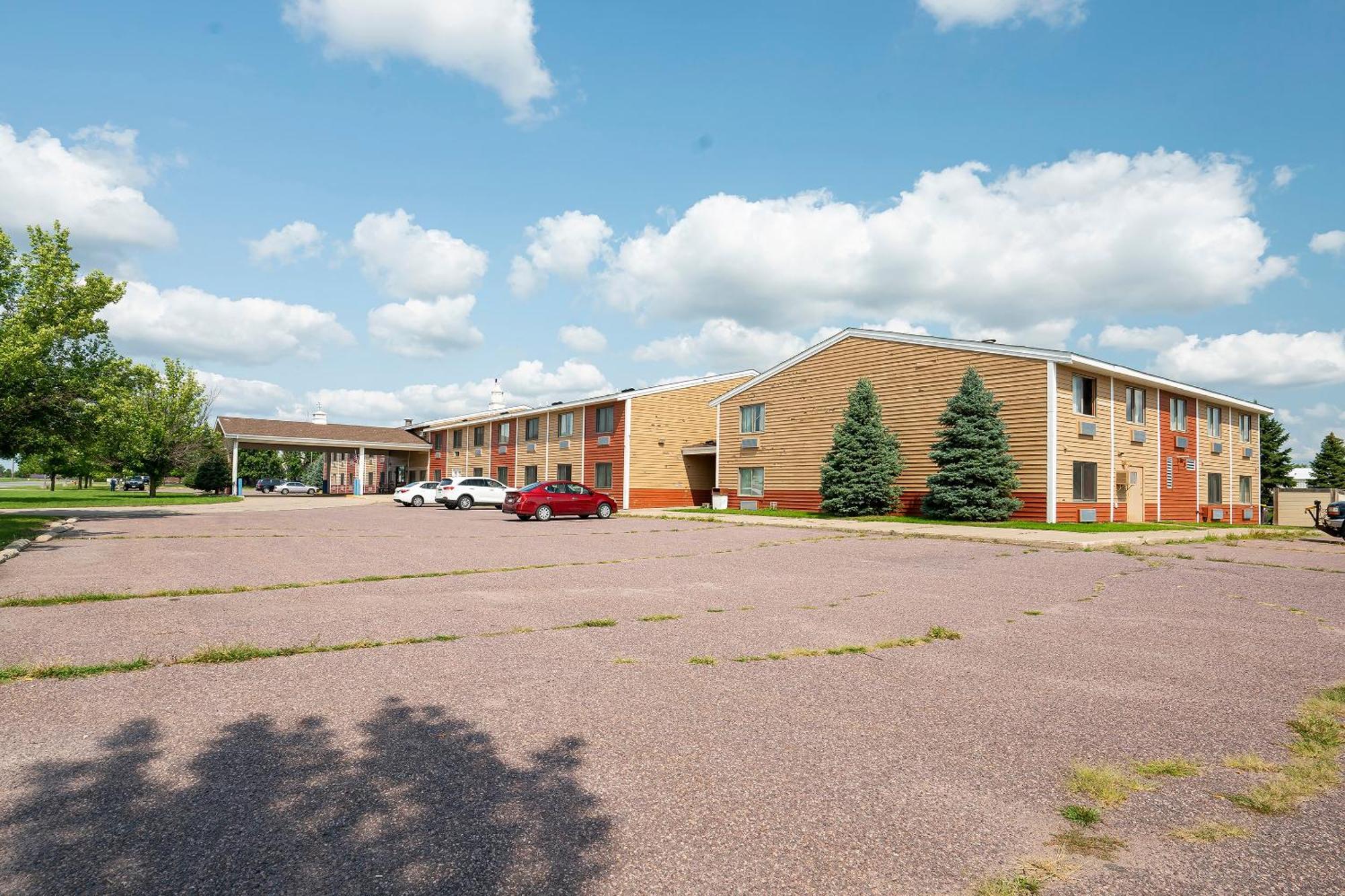 OYO Hotel Redwood Falls near Jackpot Casino Exterior foto